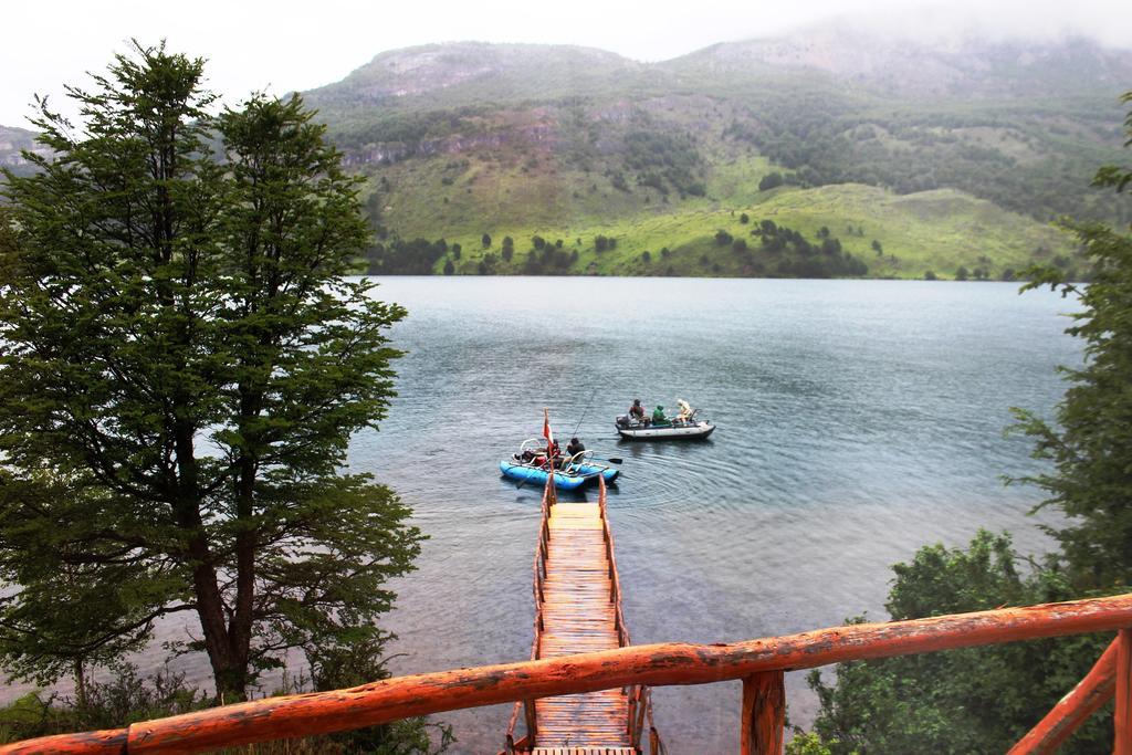 Lodge De Montana Lago Monreal إل بلانكو المظهر الخارجي الصورة